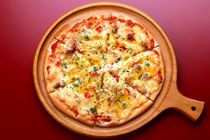 این ربات پیتزا زن حرفه ای را ببینید + تصاویر