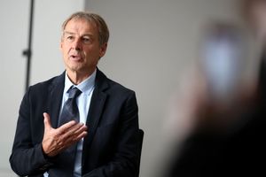 یورگن کلینزمن از عملکردش در کره جنوبی دفاع کرد