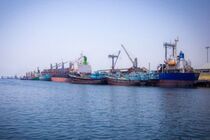 روند تخلیه و بارگیری در بندر شهید باهنر عادی است/ پهلودهی همزمان چهار فروند کشتی