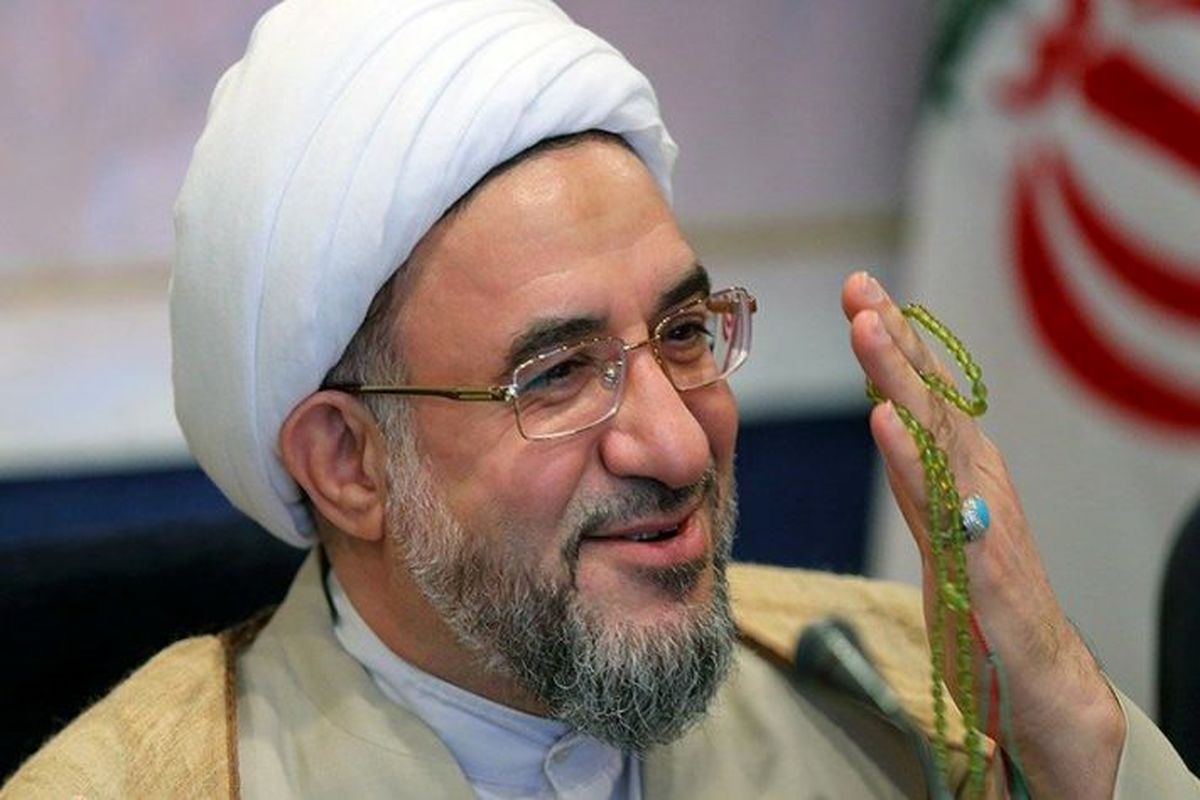 آیت الله محسن اراکی