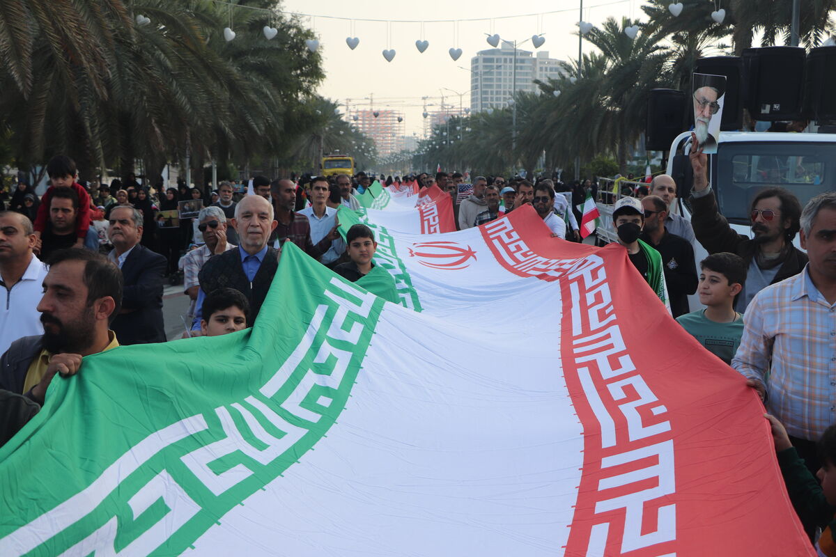 راهپیمایی تجدید پیمان مرد کیش  با انقلاب و اعلام انزجار از اغتشاشگران 