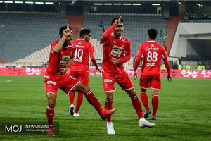 نتیجه دیدار پرسپولیس مقابل پدیده در نیمه نخست