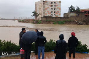 اوضاع نابسامان گنبد/ آبگرفتگی شدید، گنبد را تعطیل کرد