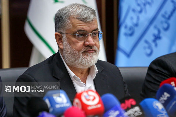 استاندار تهران از تمرکز دولت بر اجرای پروژه انتقال آب از سد لار خبر داد