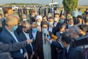 هواپیمای حامل رئیس جمهور در فرودگاه پارس آباد مغان به زمین نشست 