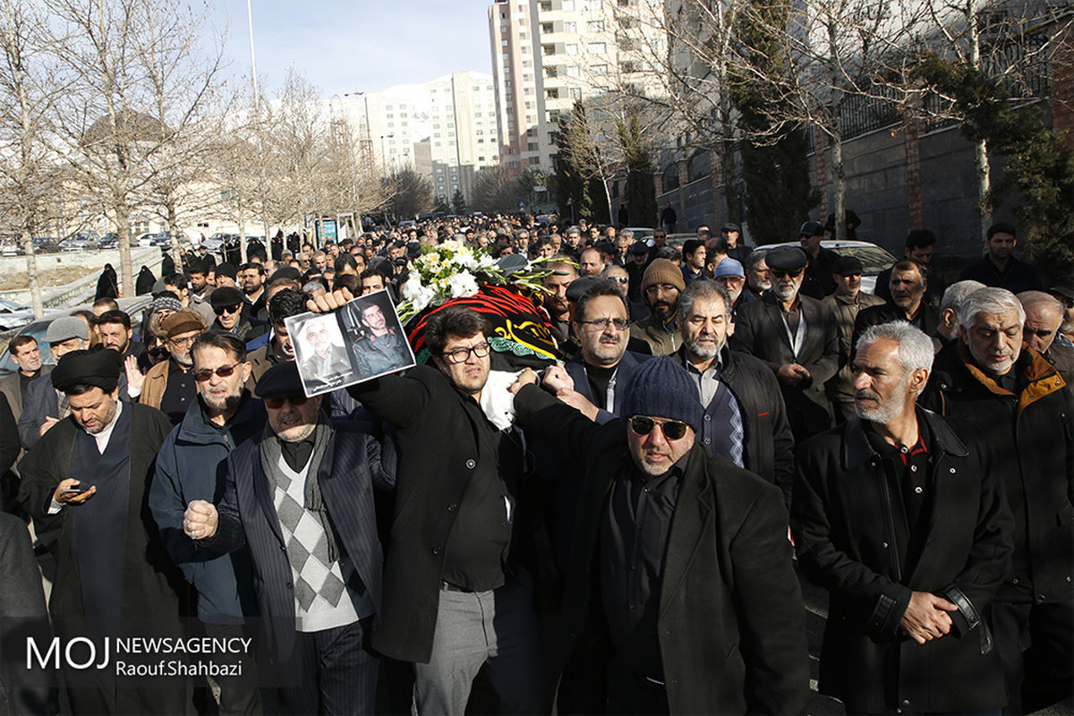 تشییع پیکر احمد فضائلی