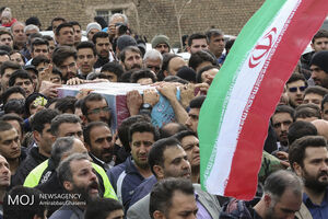 تشییع پیکر شهید مدافع حرم میثم نظری
