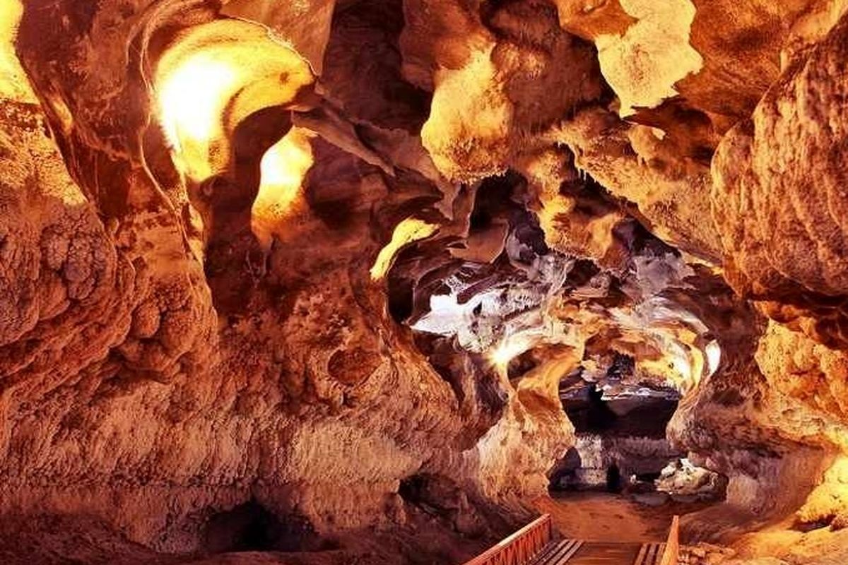 غار کتله خور