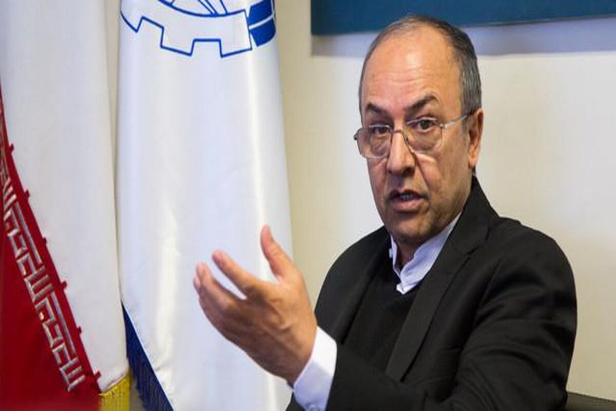فاضلی