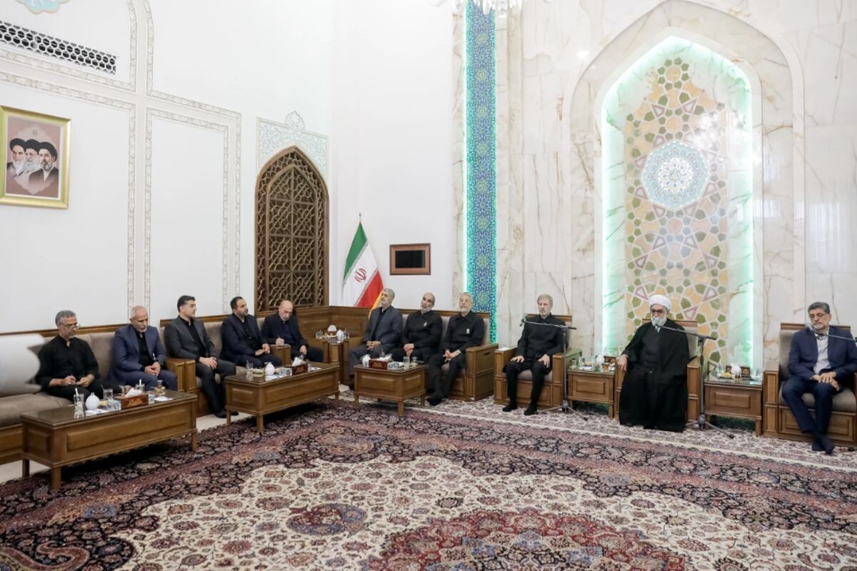 دیدار فرمانده ارتش با تولیت آستان قدس رضوی