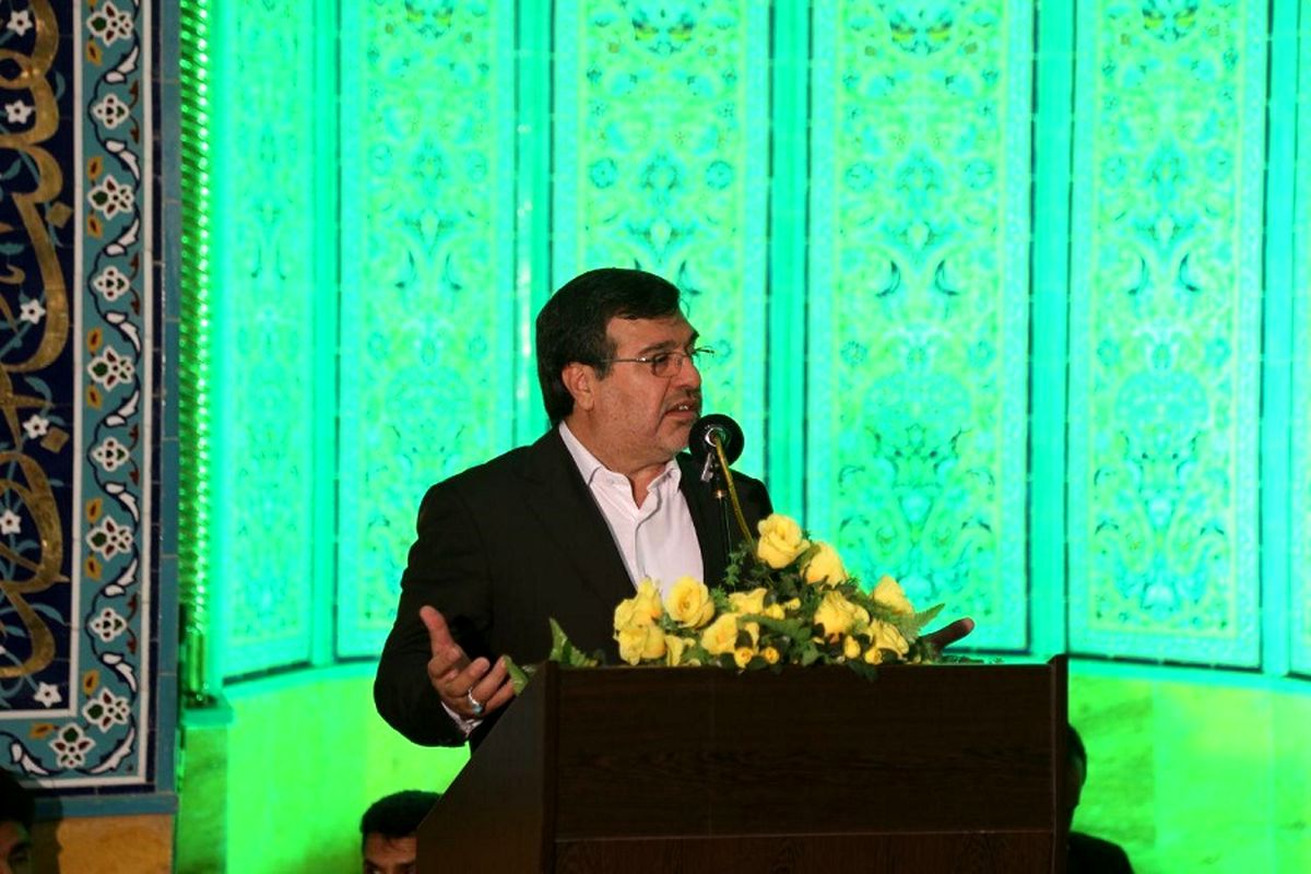 استاندار - وحدت