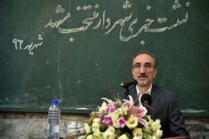 مخالف ورود خروج اتوبوسی مدیران در شهرداری هستم/ ارتباط بسیار صمیمی وخوبی با آیت الله علم الهدی دارم