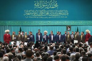 جشن ولادت پیامبر(ص) و امام صادق(ع) در حسینیه امام خمینی(ره) برگزار شد