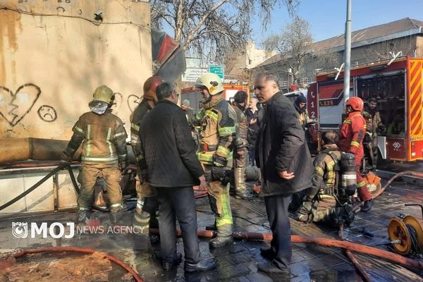 مهار حریق کارخانه لبنیات آمل