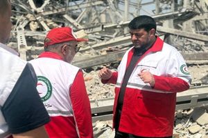 امدادگران هلال‌احمر، پیشگامان بی‌باک در خط مقدم بحران هستند