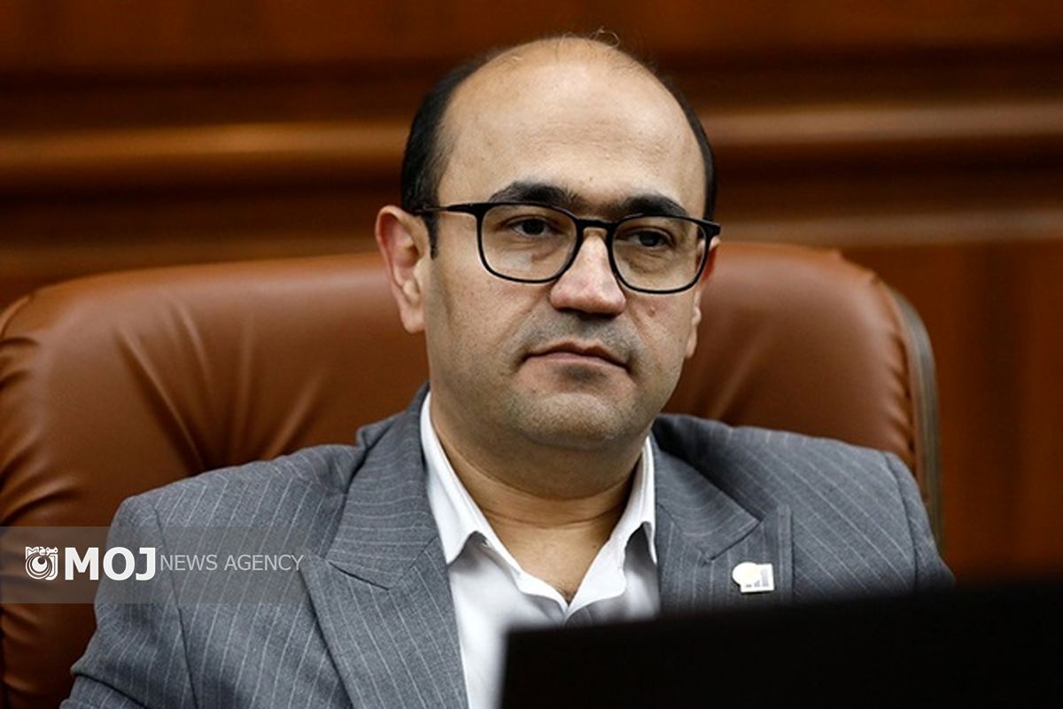 هاشمی مدیر عامل شرکت سرمایه گذاری و توسعه کیش