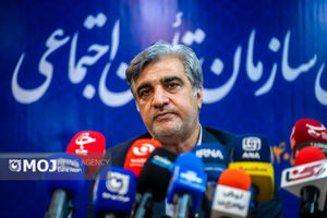 سالاری از تسویه مطالبات بیمه تکمیلی بازنشستگان خبر داد