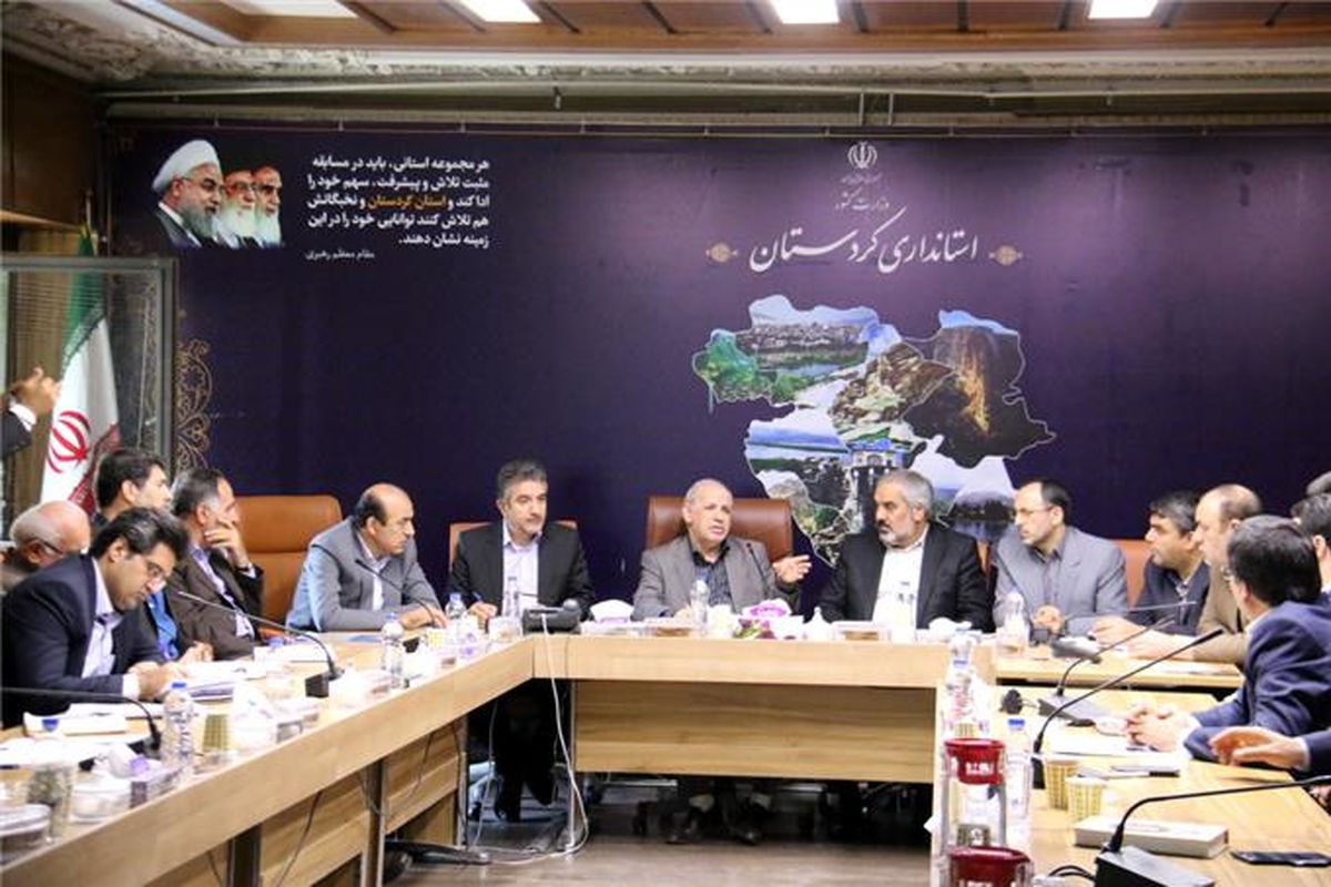 جمشید انصاری در سفر به کردستان