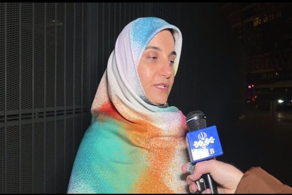 مهدیه اسفندیاری