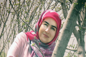 نقد منصفانه شاعر را به سمت تعالی سوق می‌دهد