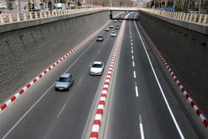 در آستانه فرارسیدن مهرماه طول تمام خیابان های اصلی خط کشی می شود