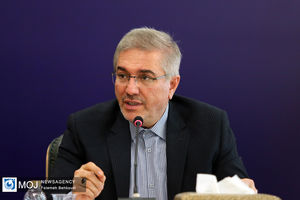 پیش بینی کرده‌ایم که رشد نقدینگی در برنامه هفتم توسعه به کمتر از ۱۴ درصد برسد