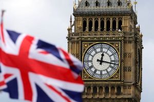 بازی عجیب سیاستِ انگلیسی در خاورمیانه