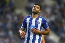 پورتو رقم طارمی را تا 20 میلیون یورو کاهش داد/ رم و الهلال خواهان هستند