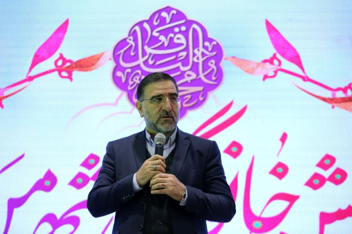 F4A5C71B-5DA1-495B-8E58-EA8100FCEA64