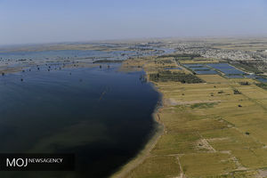 هرمزگان به کمک سیل‌زدگان می‌شتابد/معاینه رایگان بیش از هزار نفر از سیل زدگان خوزستان 