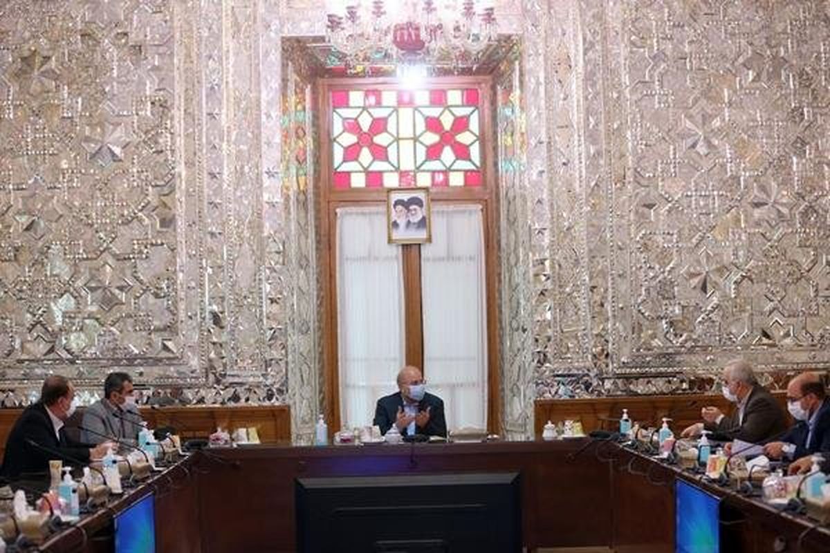 نشست وزیر اقتصاد، روسای کمیسیون‌های اقتصادی و رئیس مجلس