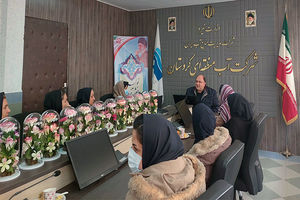 جلسه گرامیداشت ولادت با سعادت حضرت فاطمه زهرا (س) روز زن و مقام مادر با بانوان شاغل برگزار شد