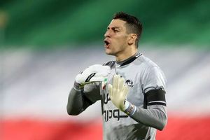 اخباری به سپاهان پیوست