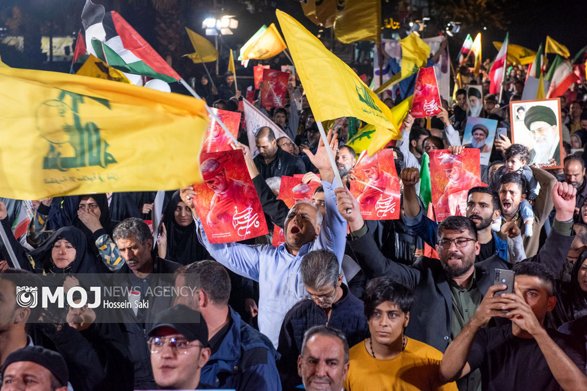 شادی مردم تهران از حمله موشکی ایران به رژیم صهیونیستی