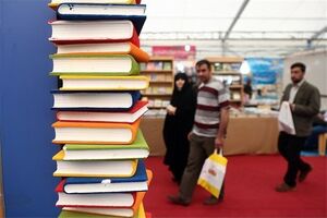 کتاب باید در سبد کالای خانواده‌ قرار بگیرد