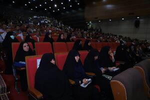 روزمرگی را باید با یادواره‌های شهدا از بین برد