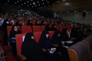 روزمرگی را باید با یادواره‌های شهدا از بین برد