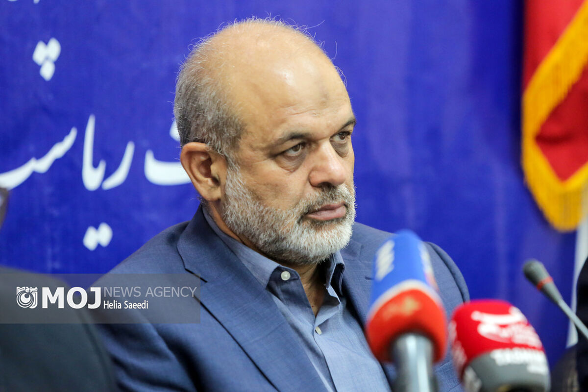 احمد وحیدی - وزیر کشور