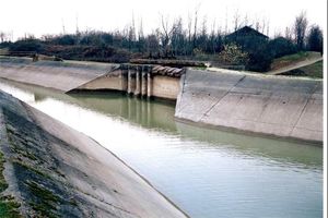 ۱۰ هزار هکتار از اراضی کشاورزی شهرستان آق‌قلا زهکشی می‌شود