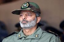 سرلشکر موسوی از تیپ ۳۱۶ زرهی همدان بازدید کرد