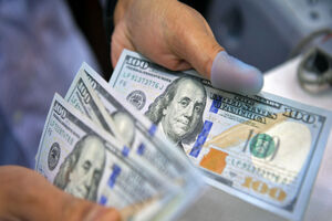 کشف بیش از 4 میلیون دلار اسکناس جعلی در رشت