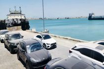 بندر کیش رکورد زد؛ پهلوگیری بزرگ‌ترین شناور خودروبر با محموله ۲۲۰ دستگاه خودرو