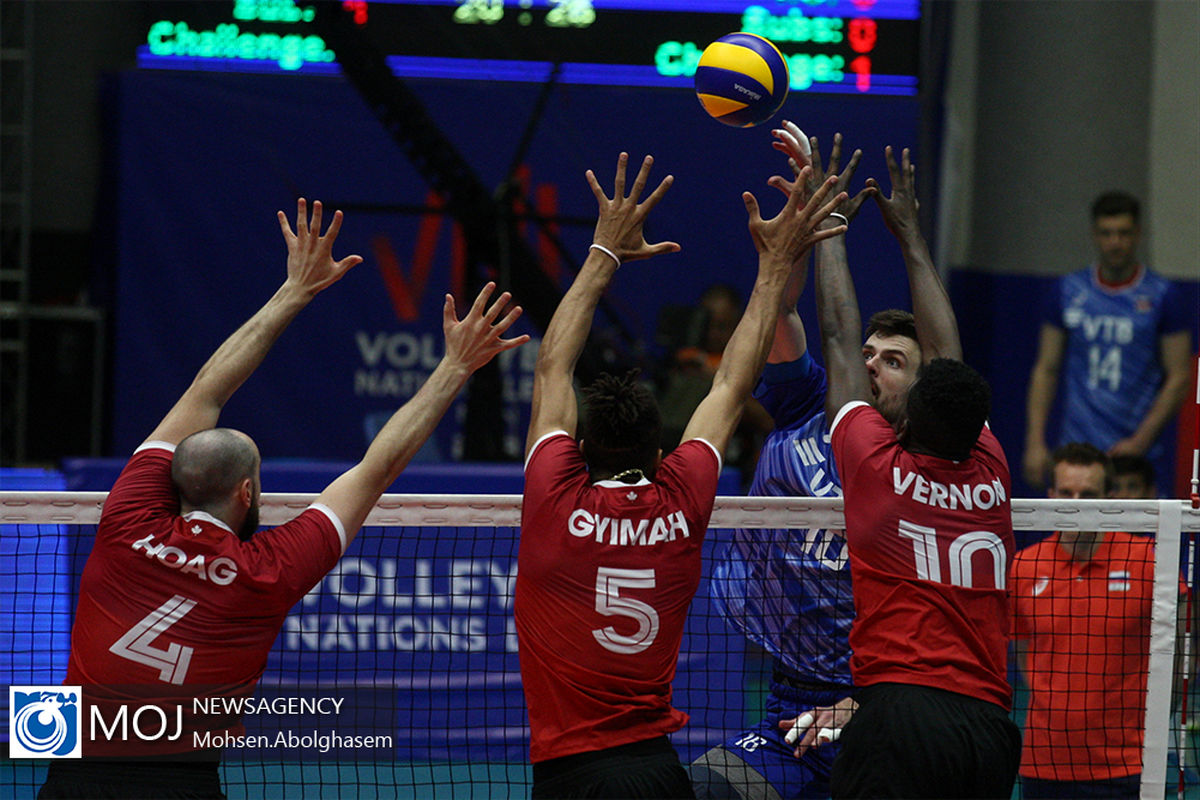 دیدار تیم های ملی والیبال روسیه و کانادا