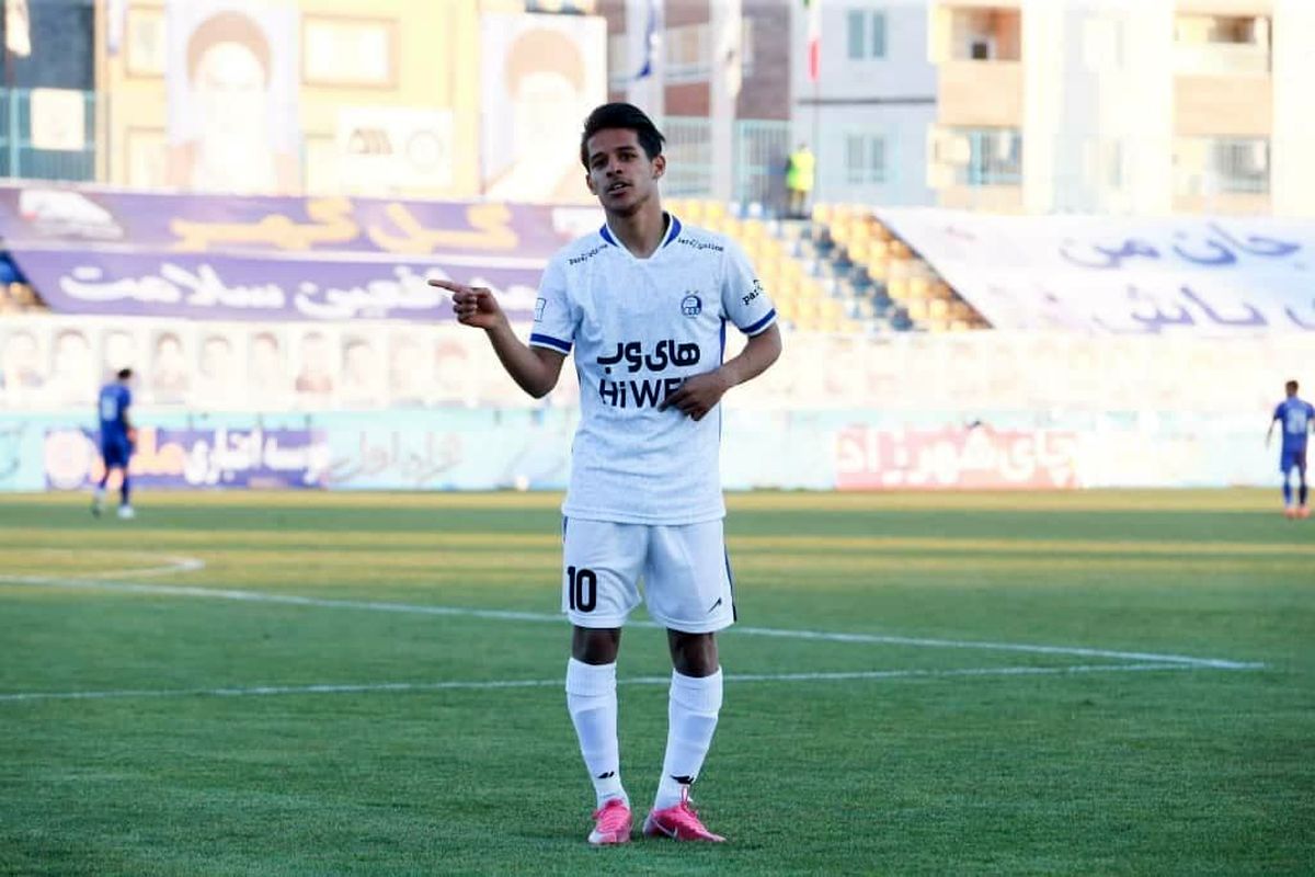 استقلال و گلگهر