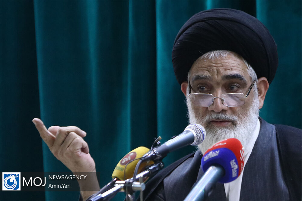 اگر کسی شورای نگهبان را تضعیف کند، خطای نابخشودنی است