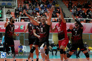 دیدار تیم های والیبال سایپا و شهرداری ارومیه