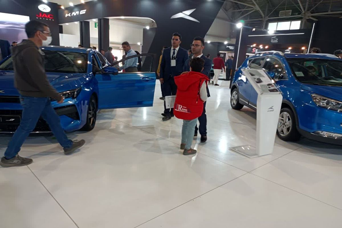 نمایشگاه خودرو 3