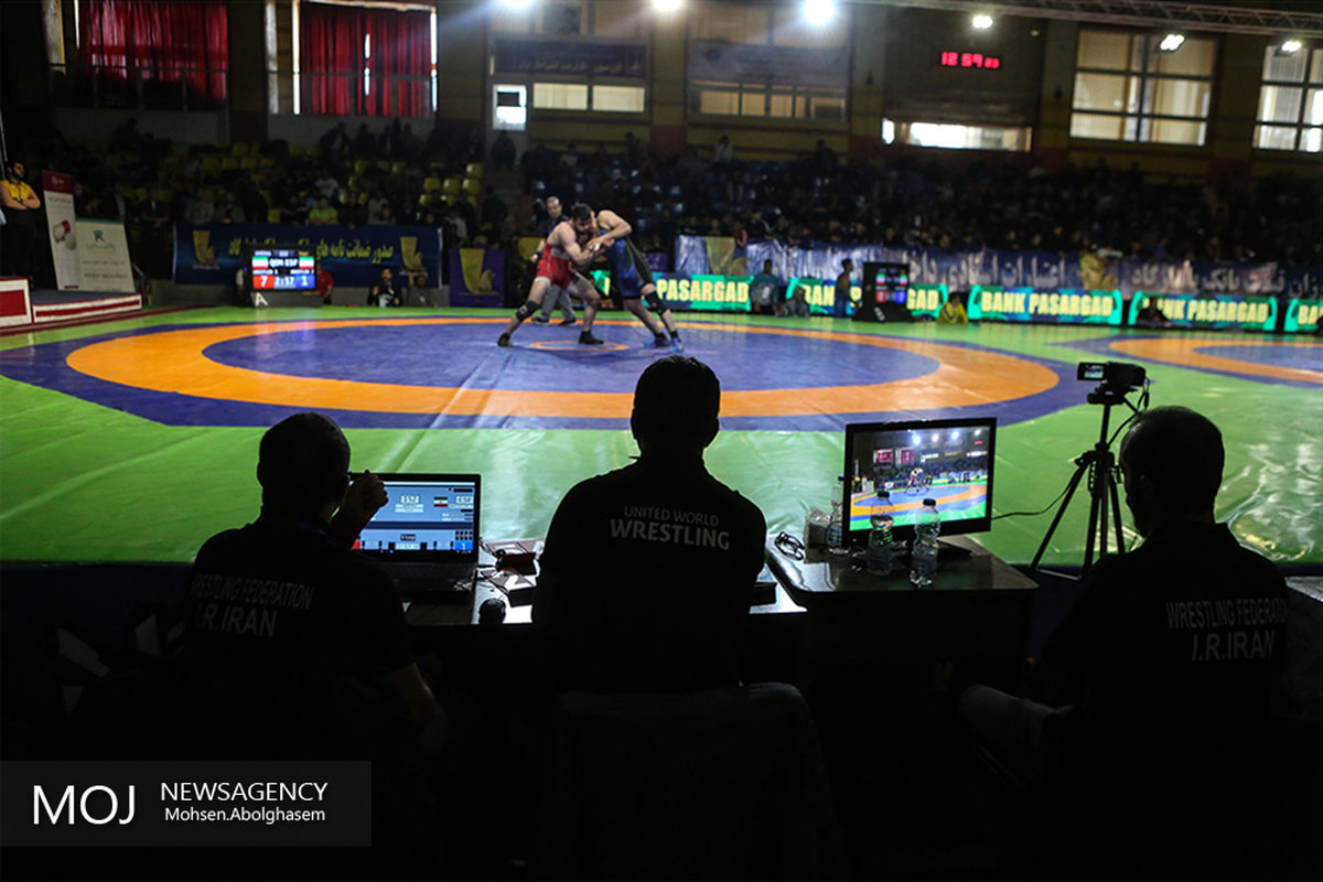 مرحله اول رقابت های انتخابی تیم ملی کشتی 