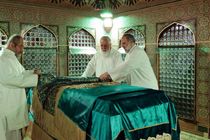 مراسم غبارروبی مضجع مطهر حضرت امام رضا (علیه‌السلام) برگزار شد
