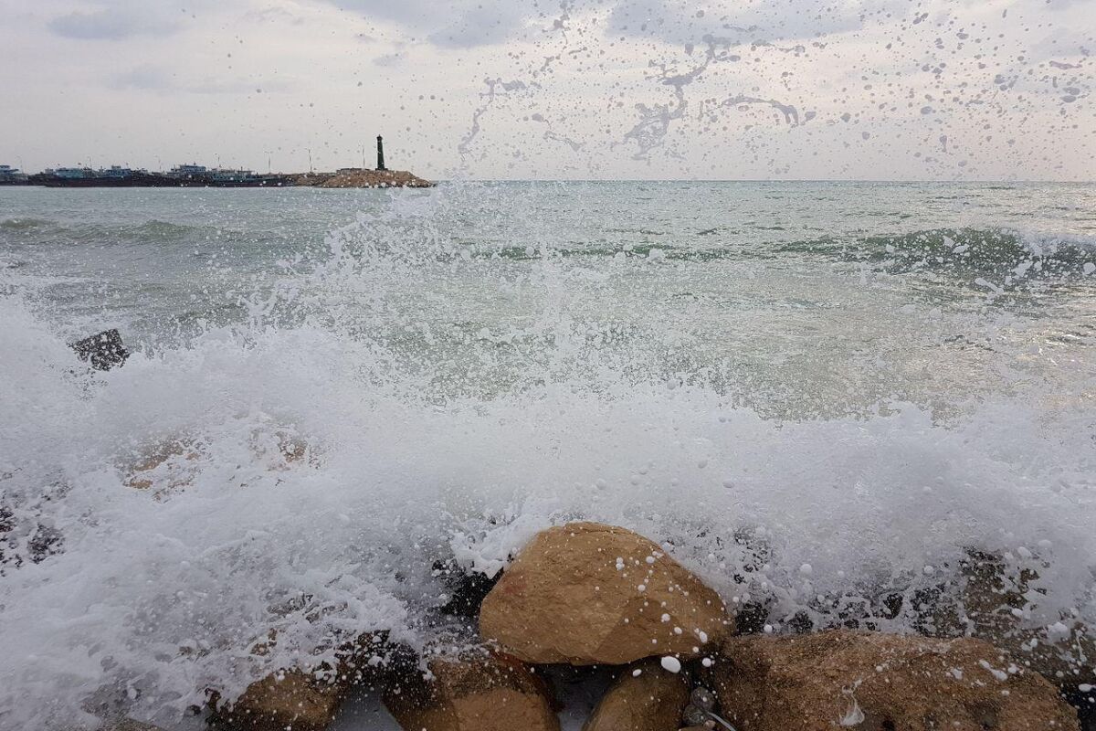 مواج شدن دریا